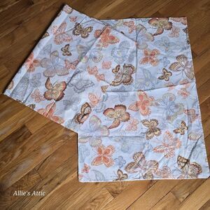 2 Vintage Butterfly All Over Print Standard Pillowcases Set Orange Brown Linens